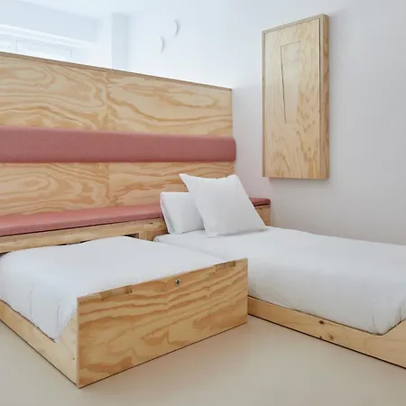 Feelfree Antiguo Гостьовий будинок 3*