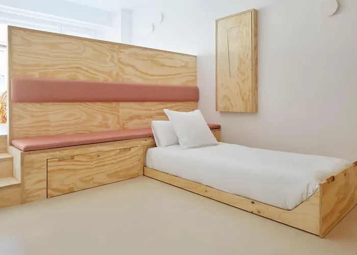 Feelfree Antiguo 3* San Sebastián