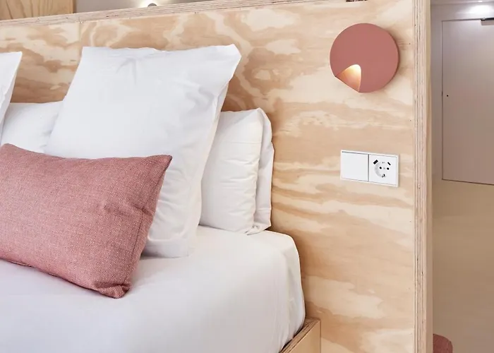 Feelfree Antiguo 3* Σαν Σεμπαστιάν