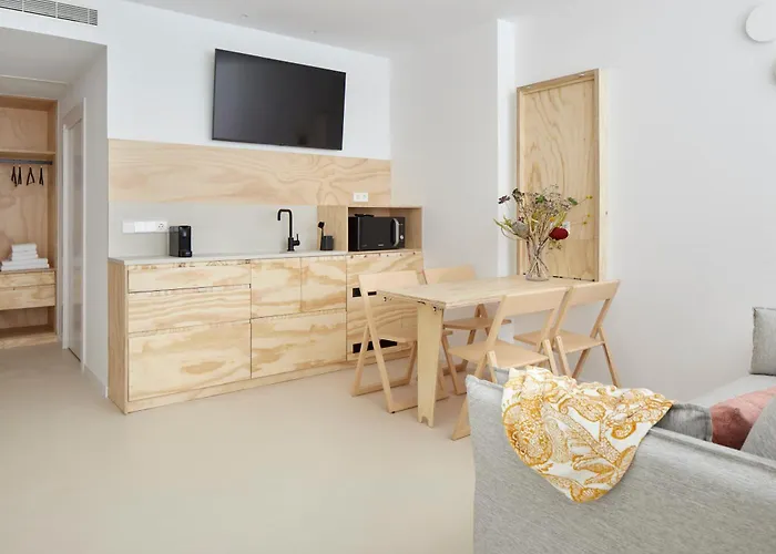 Feelfree Antiguo Πανσιόν 3*