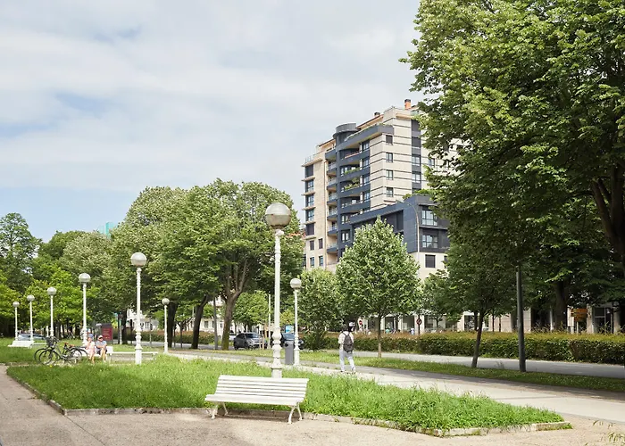 Πανσιόν Feelfree Antiguo